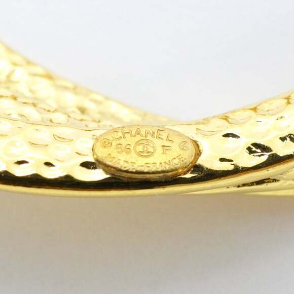 CHANEL Gold Logo Necklace - Picture 5 of 7